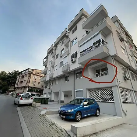 Apartment Two Bedroom In Center *